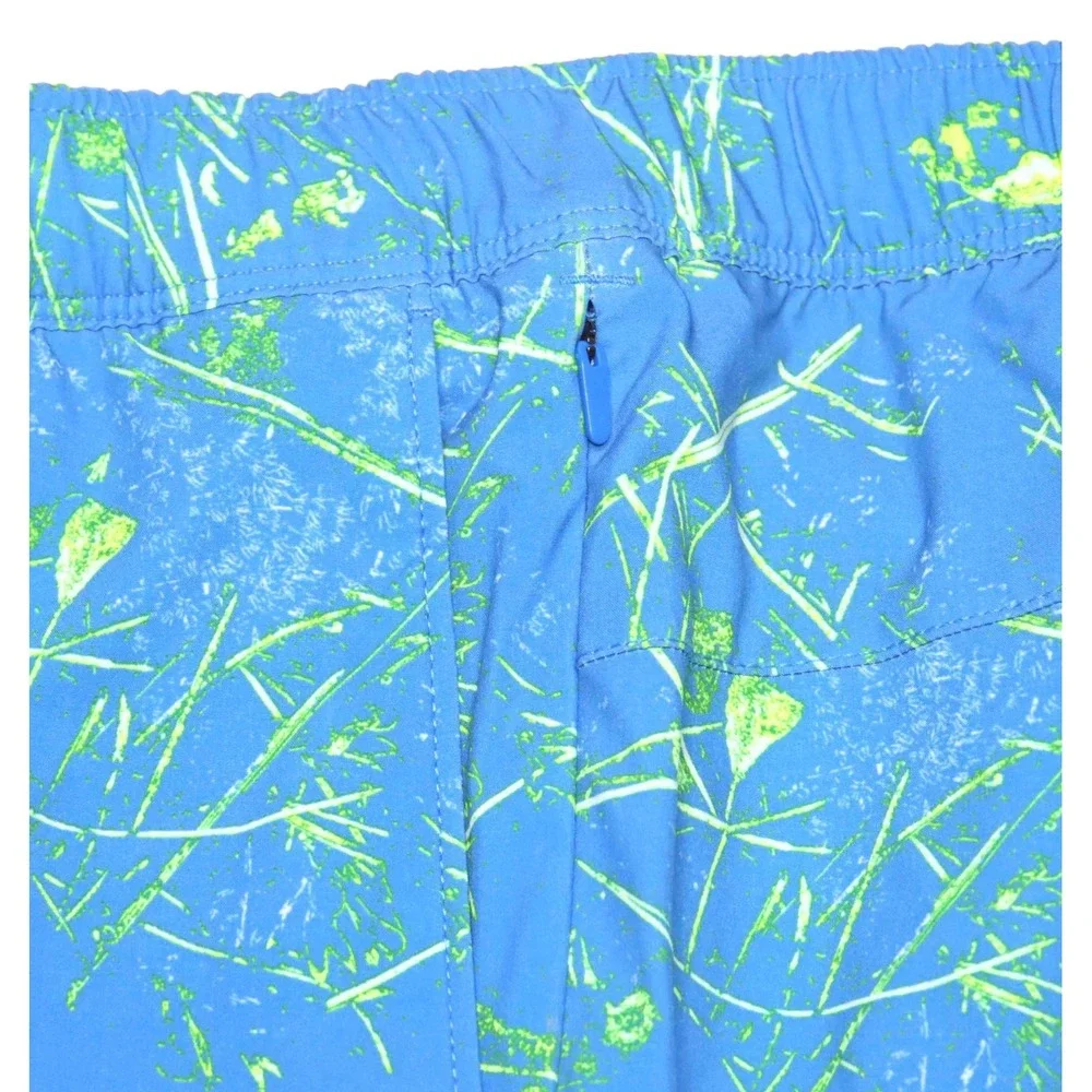 The North Face Wander Blue SuperSonic Print Standard Fit Dry Shorts Mens Size XL
